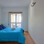 Rent 3 bedroom apartment in lisbon