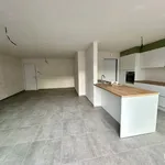 Maison de 200 m² avec 3 chambre(s) en location à Varsenare