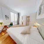 Rent a room of 55 m² in Paris