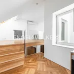 Pronajměte si 2 ložnic/e byt o rozloze 86 m² v Prague