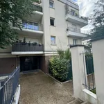 Rent 3 bedroom apartment of 65 m² in Rueil-Malmaison