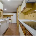 Rent a room of 200 m² in madrid