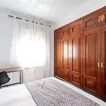 Rent a room of 99 m² in madrid