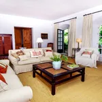 Rent 6 bedroom house of 1900 m² in Marbella