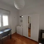 Rent 5 bedroom apartment in Lisbon