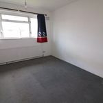 Rent 3 bedroom flat in East Of England