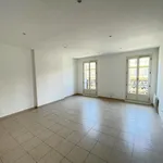 Appartement de 94 m² avec 3 chambre(s) en location à Marseille