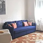 Rent 2 bedroom apartment of 75 m² in Milano