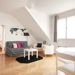 Rent a room of 87 m² in Prague