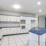 Rent 4 bedroom house in Kirwan