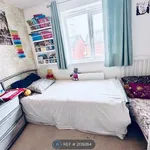 Rent 3 bedroom house in West Midlands