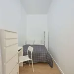 Rent a room in lisbon