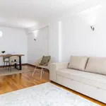 Rent 1 bedroom apartment of 47 m² in Porto