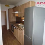 Pronajměte si 3 ložnic/e byt o rozloze 75 m² v Prague