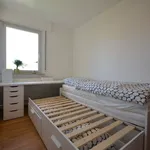 Rent 2 bedroom apartment of 68 m² in Stuttgart