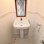 Rent 4 bedroom house in  Reading