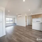 Rent 3 bedroom house in  Thornhill Park VIC 3335                        