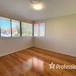 Rent 3 bedroom house in  Lurnea NSW 2170                        