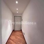 Affitto 3 camera appartamento di 107 m² in Monza