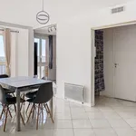 Appartement de 70 m² avec 4 chambre(s) en location à Avignon