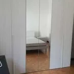 Rent 3 bedroom apartment of 116 m² in Milan