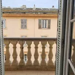 Appartement de 65 m² avec 4 chambre(s) en location à Bastia