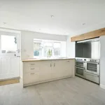 Rent 3 bedroom flat in South West England