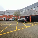 Rent 3 bedroom flat in M50