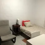 Rent 4 bedroom apartment in Madrid