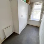 Rent 4 bedroom flat in Wales