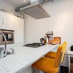 Huur 3 slaapkamer appartement van 140 m² in Rotterdam