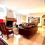 Rent 2 bedroom apartment of 240 m² in Madrid