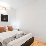 Rent 1 bedroom apartment in Porto