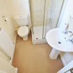 Rent 3 bedroom flat in East Of England