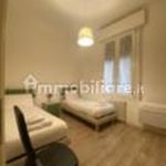 Affitto 4 camera appartamento di 66 m² in Padua