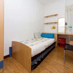 Rent a room of 90 m² in madrid