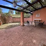 Rent 4 bedroom apartment of 322 m² in Rome