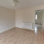 Rent 3 bedroom house in East Midlands