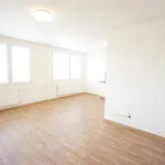 Pronajměte si 3 ložnic/e byt o rozloze 61 m² v vrsovice