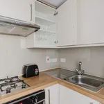 Rent 1 bedroom flat of 390 m² in London