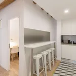 Rent a room of 75 m² in barcelona