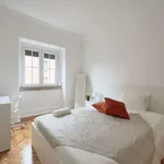 Rent a room in lisbon