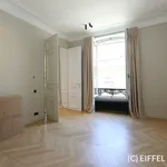 Rent 3 bedroom apartment of 170 m² in Paris 8 - Rue du Cirque