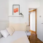 Rent a room in Madrid