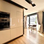 Rent 4 bedroom apartment of 140 m² in Bucuresti