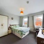 Rent 4 bedroom flat in Belfast