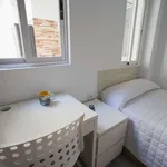 Rent a room of 120 m² in valencia