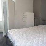 Rent 5 bedroom flat in North East England