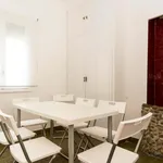 Rent a room of 145 m² in Madrid