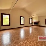 Rent 4 bedroom apartment of 150 m² in Vicenza